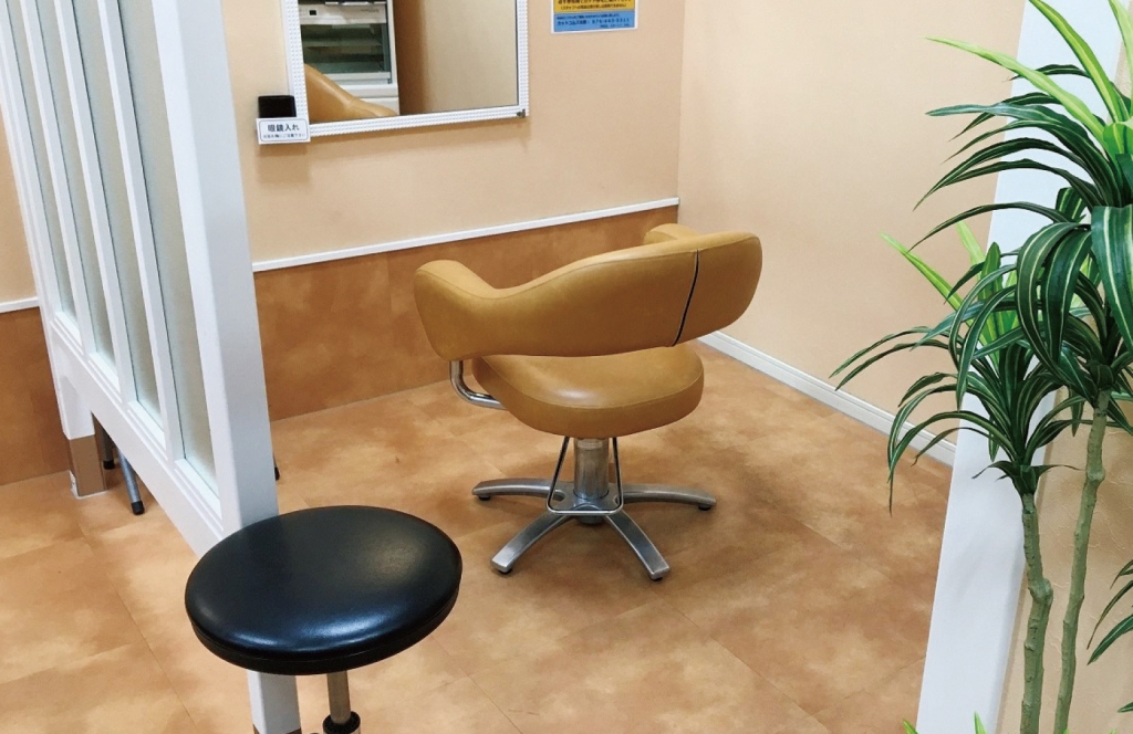 ヘアカット専門 カットコムズ